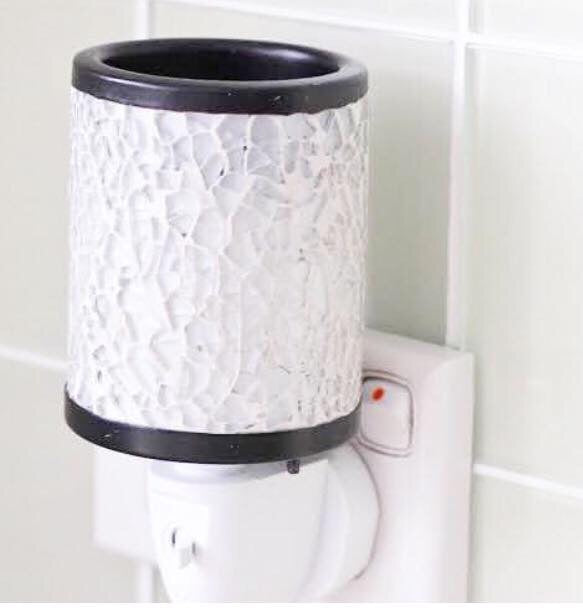 Silver Mosaic Plugin Melt Warmer