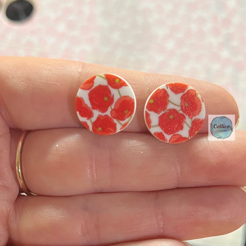 UV Printed 15mm Acrylic White Poppy Stud Blanks