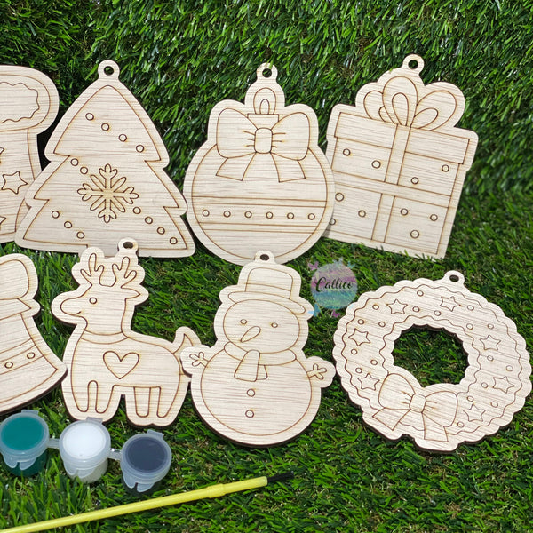 Christmas Craft Pack - 12 x Wooden Ornament Painting Kit